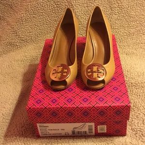 tory burch wedge heel